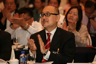 司徒杰先生出席“大珠三角发展论坛2011”。