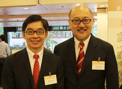 香港经贸商会会长李秀恒先生与司徒杰先生。