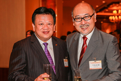 司徒杰先生与香港青年交流促进联会创会主席龙子明先生。