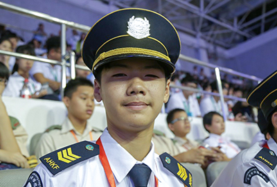 冼可飞，14岁，代表香港升旗队总会，第一次来北京
